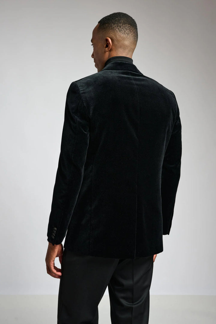 VELVET BLACK TUXEDO JACKET WITH DETAILED LAPELS