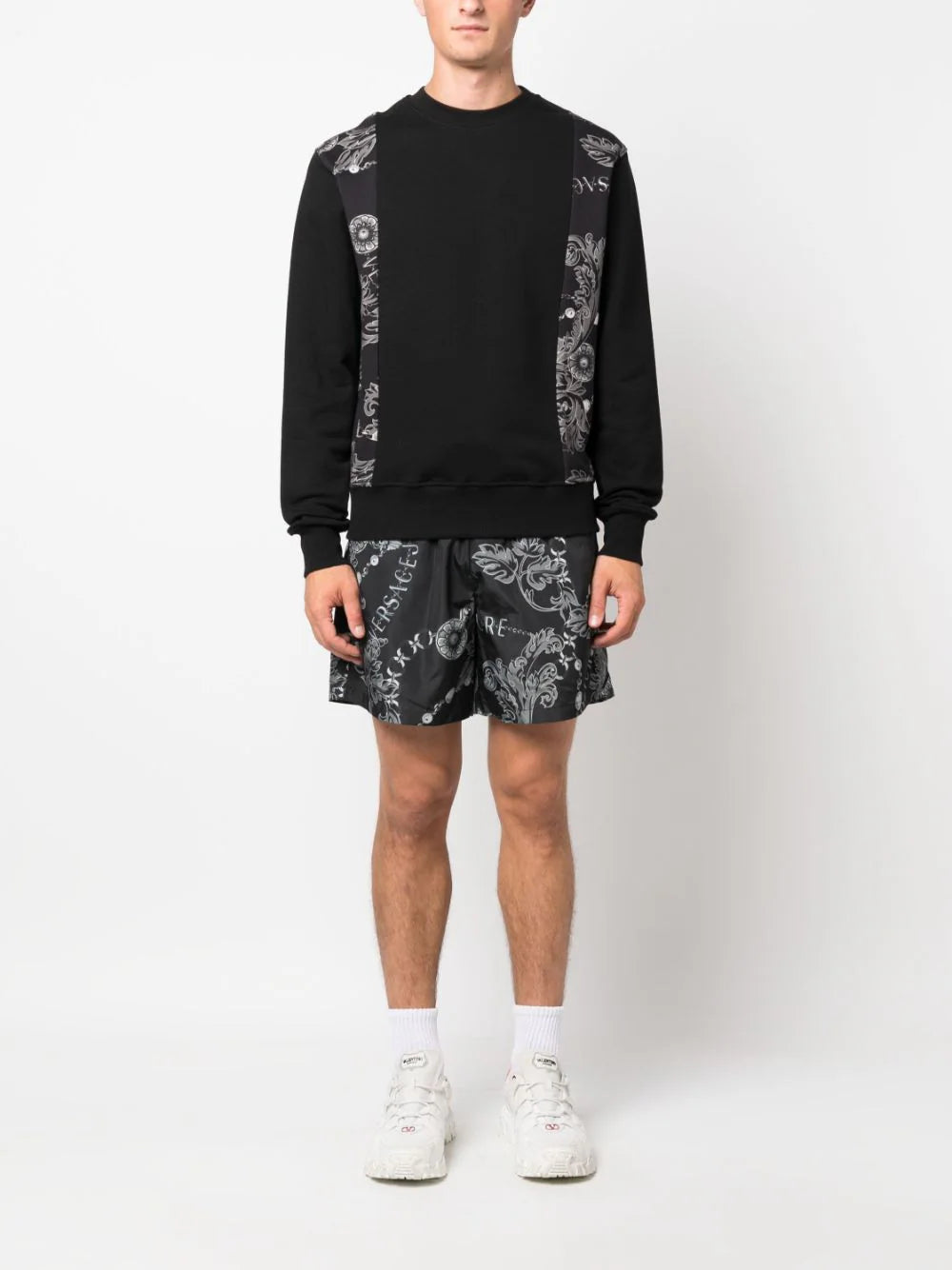 Chain Couture drawstring shorts