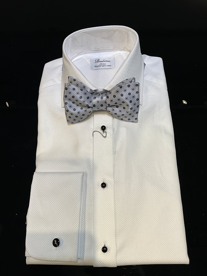 Handmade silk bow tie